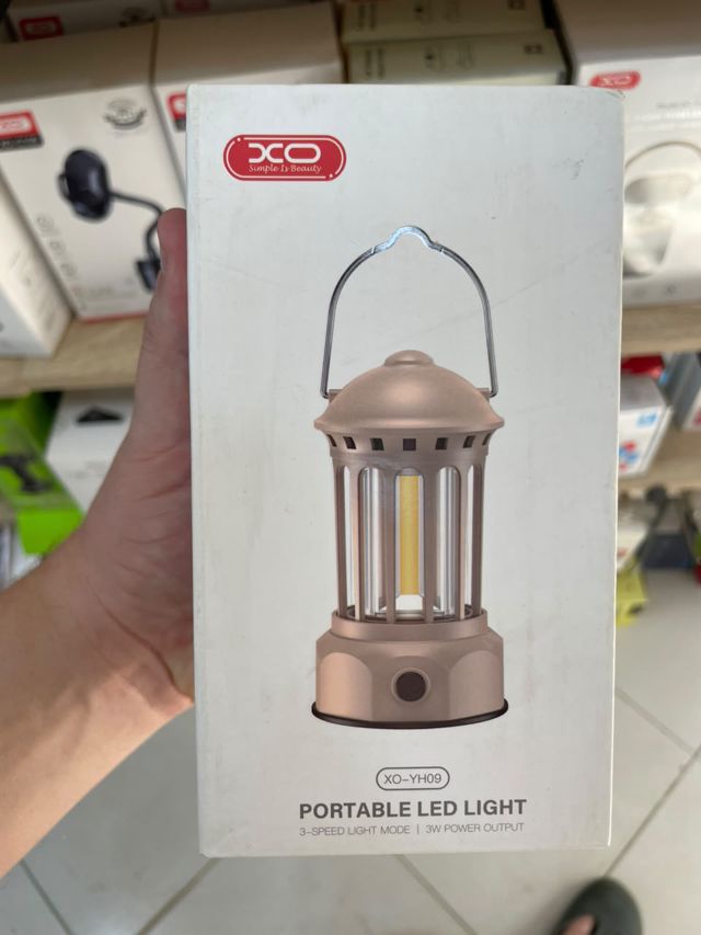 Lanterne LED Camping XO-YH09 : Portable 3W 3 Modes